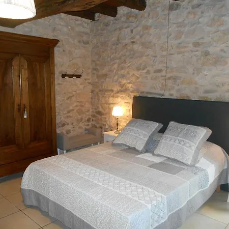 Les D'hotes Du Rouyre Bed & Breakfast