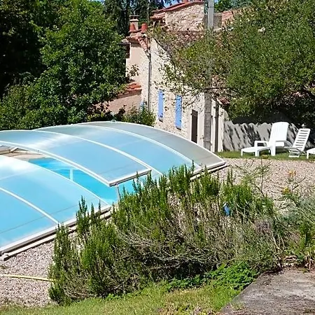 Les D'hotes Du Rouyre Bed and breakfast 3*
